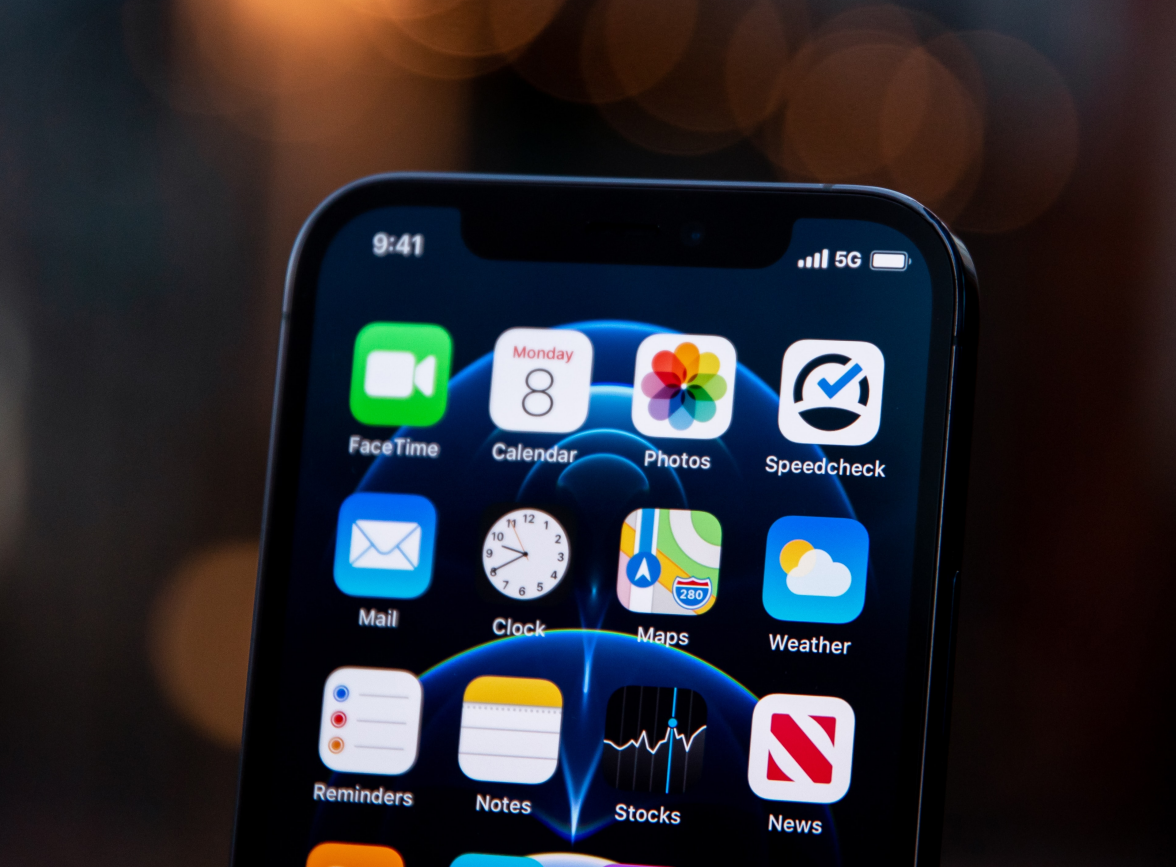 广河苹果手机维修分享为什么 iPhone 12 在冬季会自动关机 
